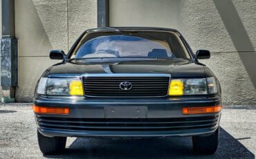 Toyota-Celsior-1991-Sedan-2