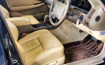 Toyota-Celsior-1991-Sedan-30