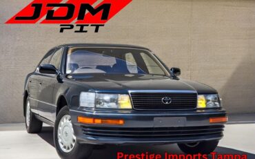 Toyota-Celsior-1991-Sedan