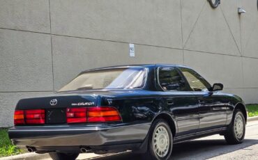 Toyota-Celsior-1991-Sedan-5