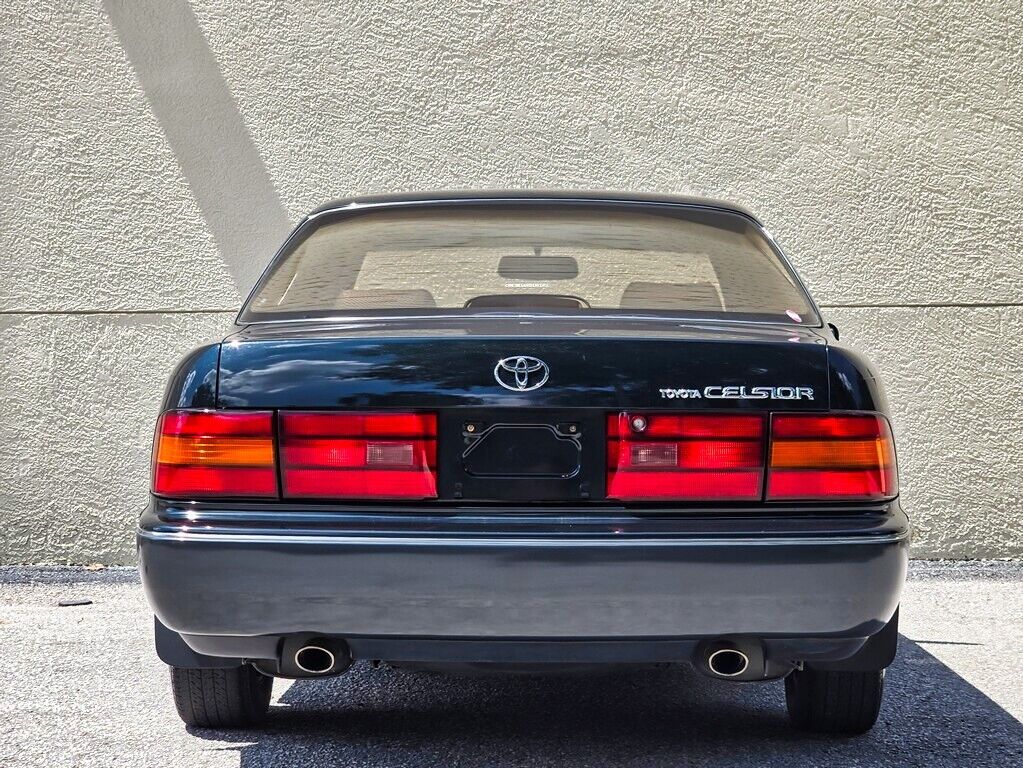 Toyota-Celsior-1991-Sedan-6