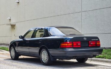 Toyota-Celsior-1991-Sedan-7