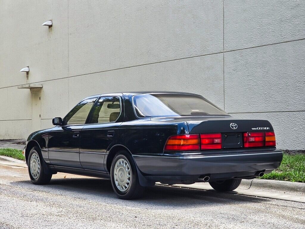 Toyota-Celsior-1991-Sedan-7