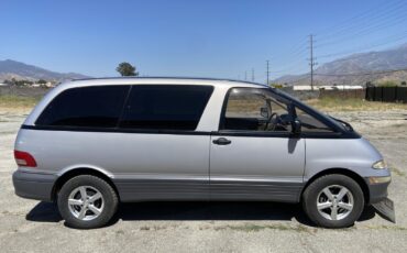 Toyota-Estima-1993-VAN-16