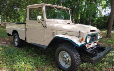 Toyota FJ Cruiser 1967 --