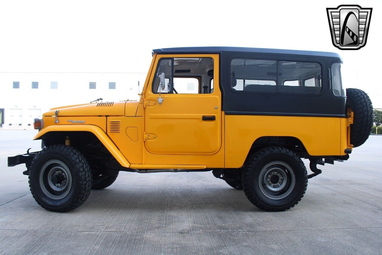 Toyota-FJ43-1978-other-25