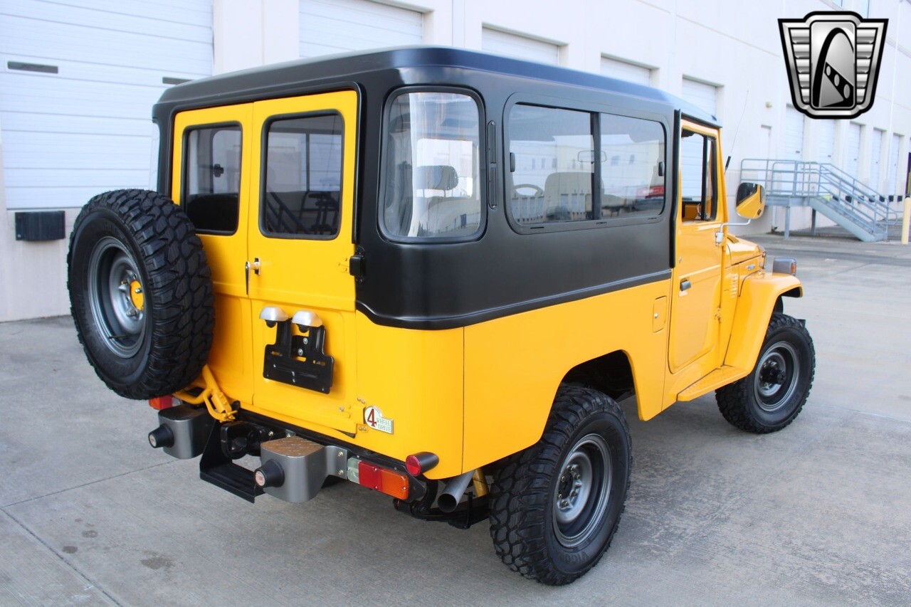 Toyota-FJ43-1978-other-32