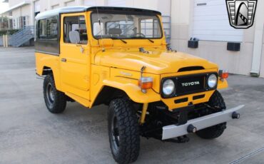 Toyota-FJ43-1978-other-37
