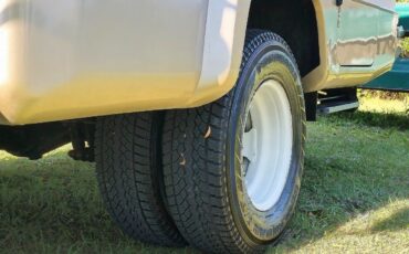 Toyota-HiLux-1990-Camper-17