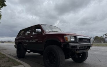 Toyota-Hilux-Surf-1990-3