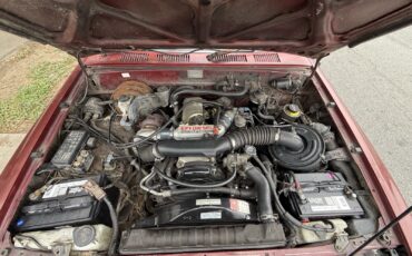 Toyota-Hilux-Surf-1990-7