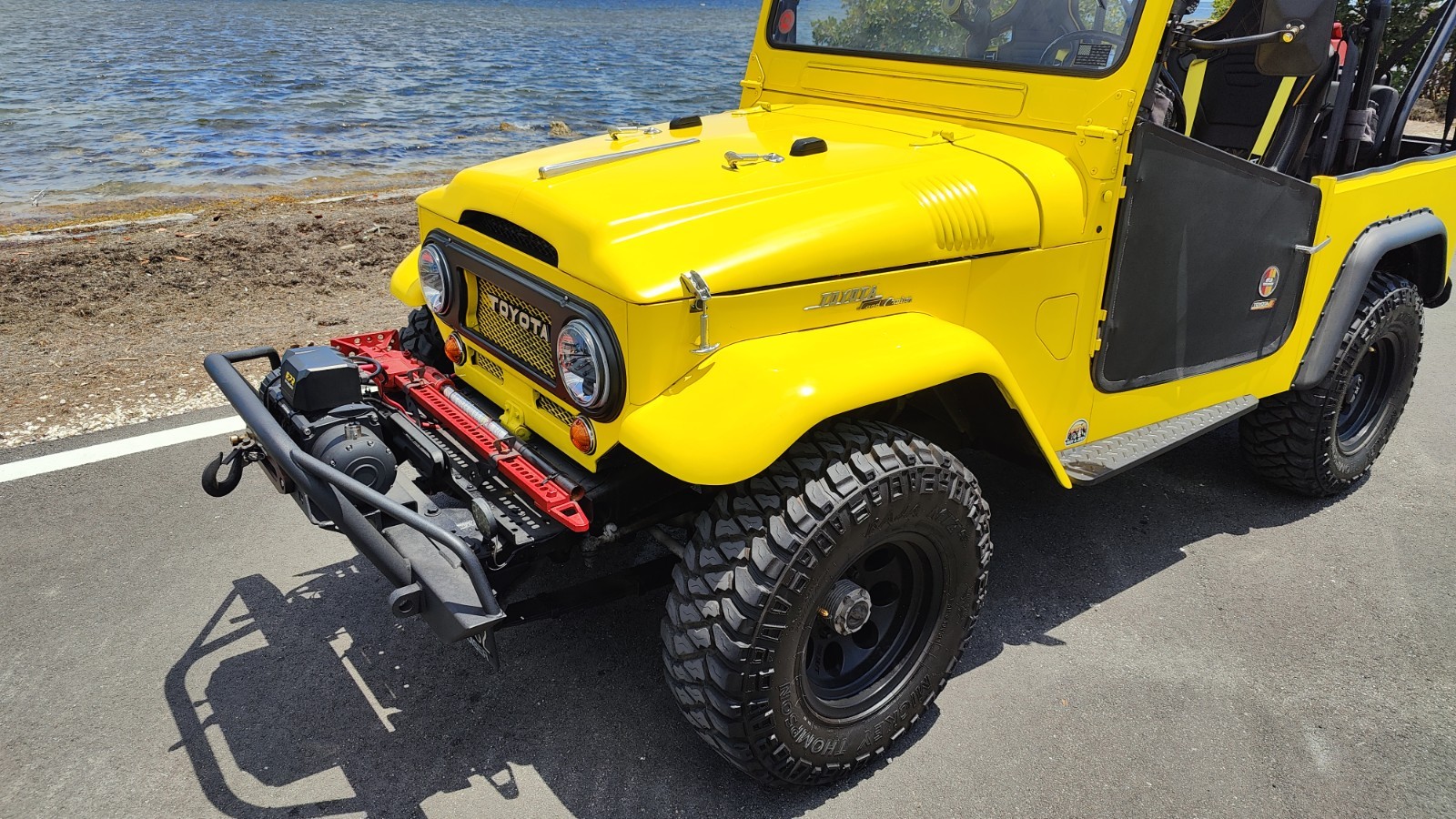 Toyota-Land-Cruiser-1964-2