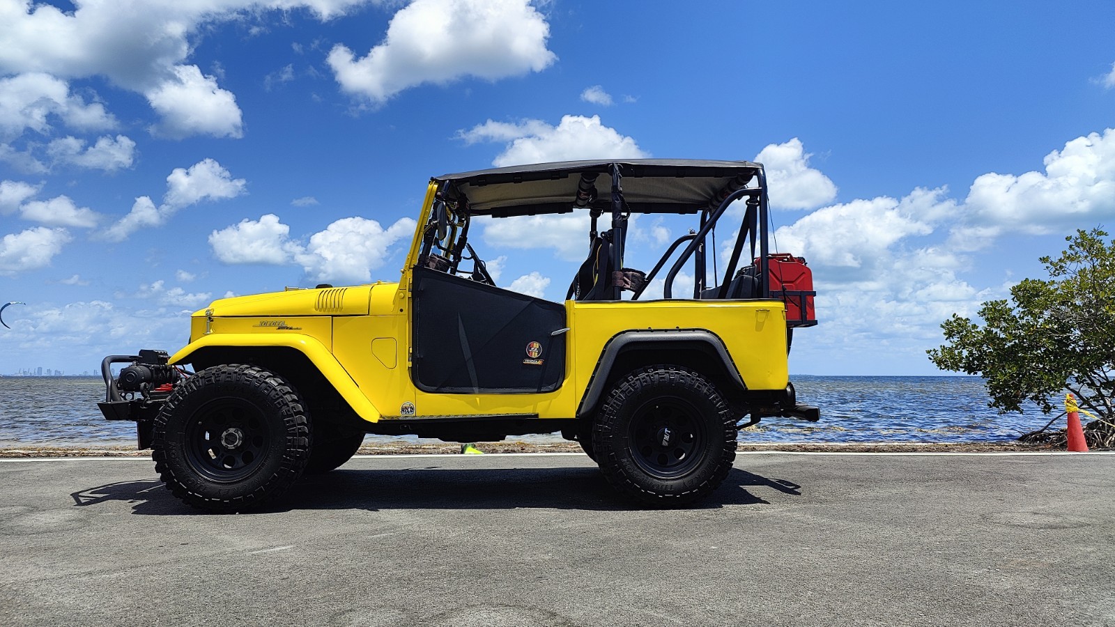 Toyota-Land-Cruiser-1964