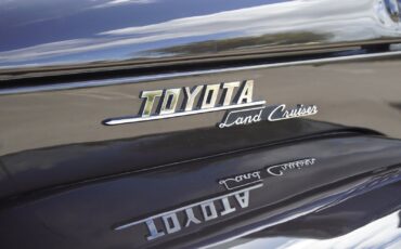Toyota-Land-Cruiser-1965-17