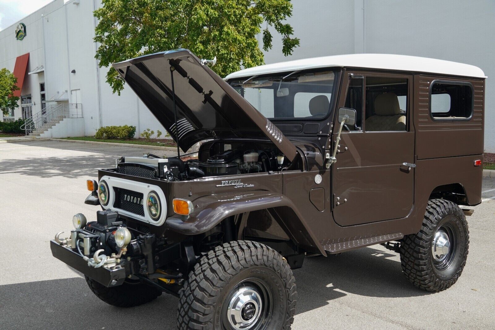 Toyota-Land-Cruiser-1965-37