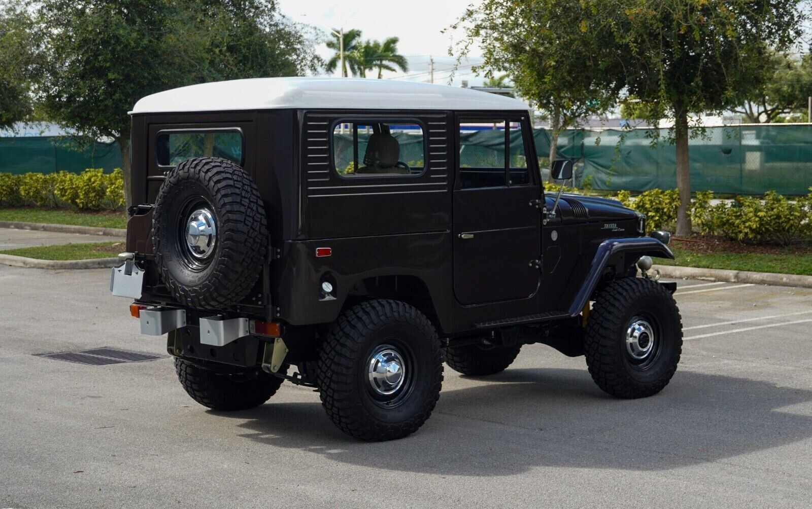 Toyota-Land-Cruiser-1965-5