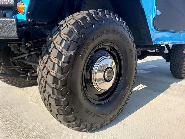 Toyota-Land-Cruiser-1965-SUV-11