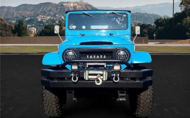 Toyota-Land-Cruiser-1965-SUV-4
