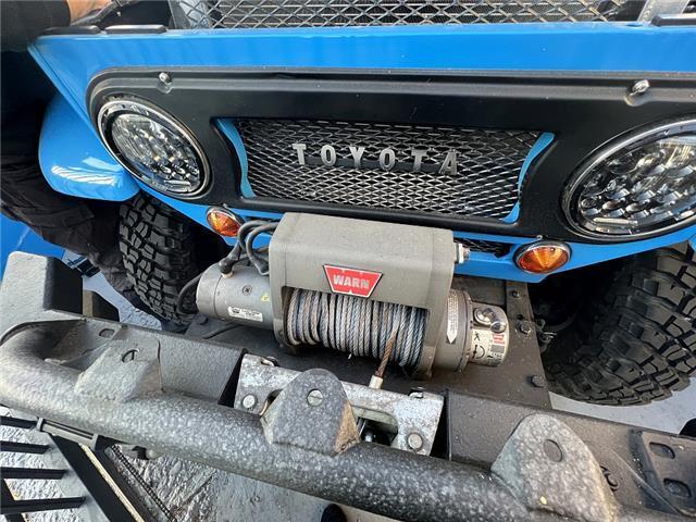 Toyota-Land-Cruiser-1965-SUV-9