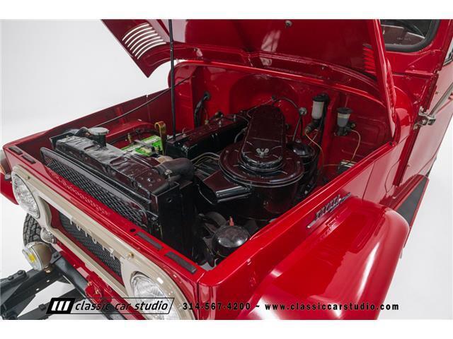 Toyota-Land-Cruiser-1968-SUV-1