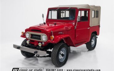 Toyota-Land-Cruiser-1968-SUV-12