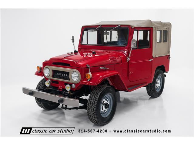 Toyota-Land-Cruiser-1968-SUV-12