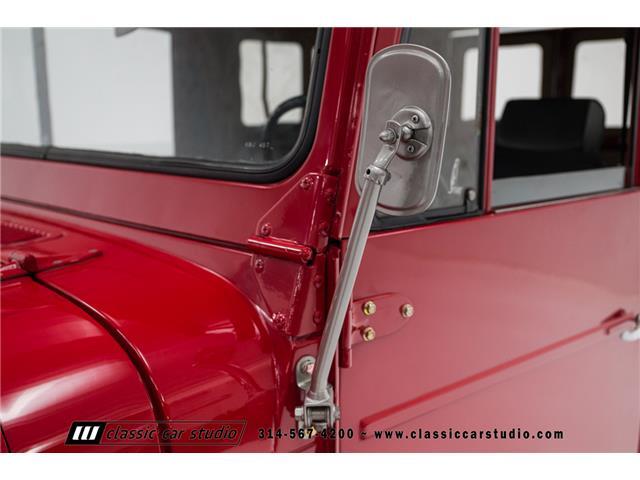 Toyota-Land-Cruiser-1968-SUV-23