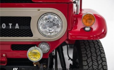 Toyota-Land-Cruiser-1968-SUV-3