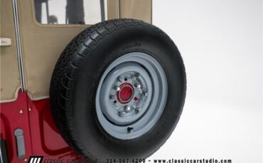 Toyota-Land-Cruiser-1968-SUV-34