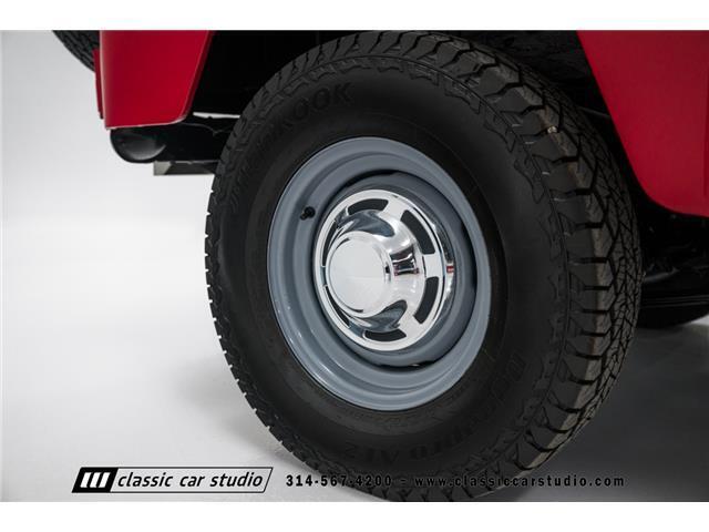 Toyota-Land-Cruiser-1968-SUV-39