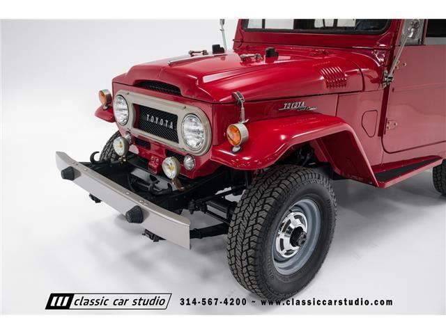 Toyota-Land-Cruiser-1968-SUV-4