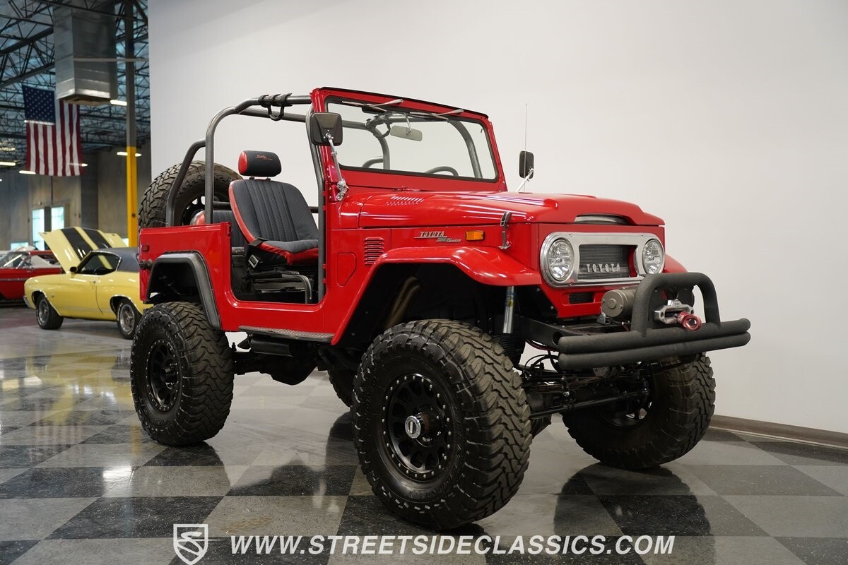 Toyota-Land-Cruiser-1972-SUV-13
