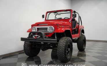 Toyota-Land-Cruiser-1972-SUV-17