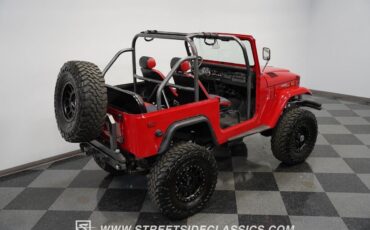 Toyota-Land-Cruiser-1972-SUV-24