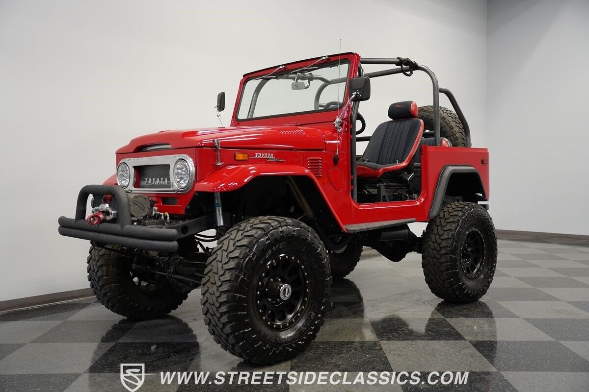 Toyota-Land-Cruiser-1972-SUV-5