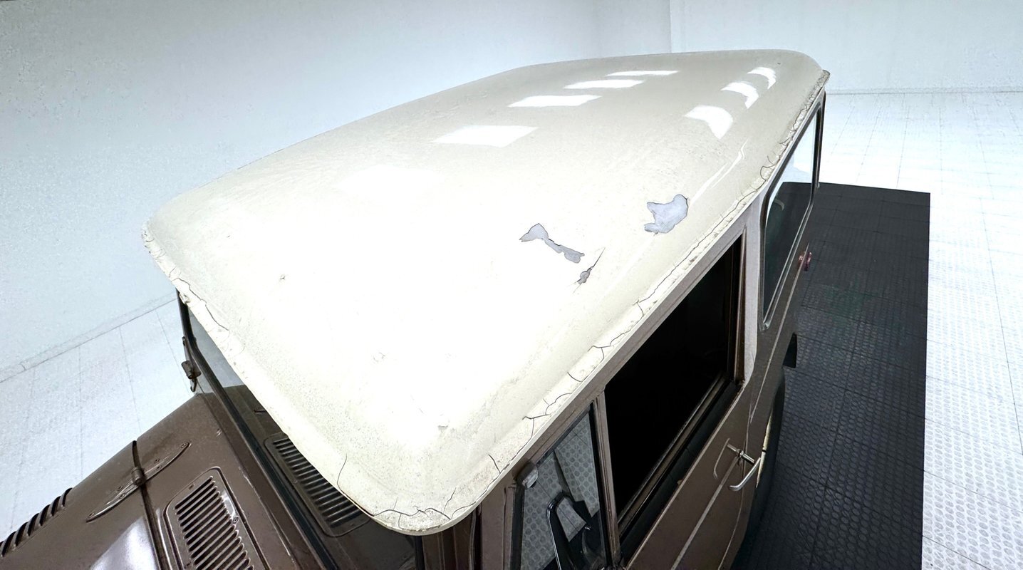 Toyota-Land-Cruiser-1973-SUV-14