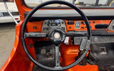 Toyota-Land-Cruiser-1975-Convertible-8