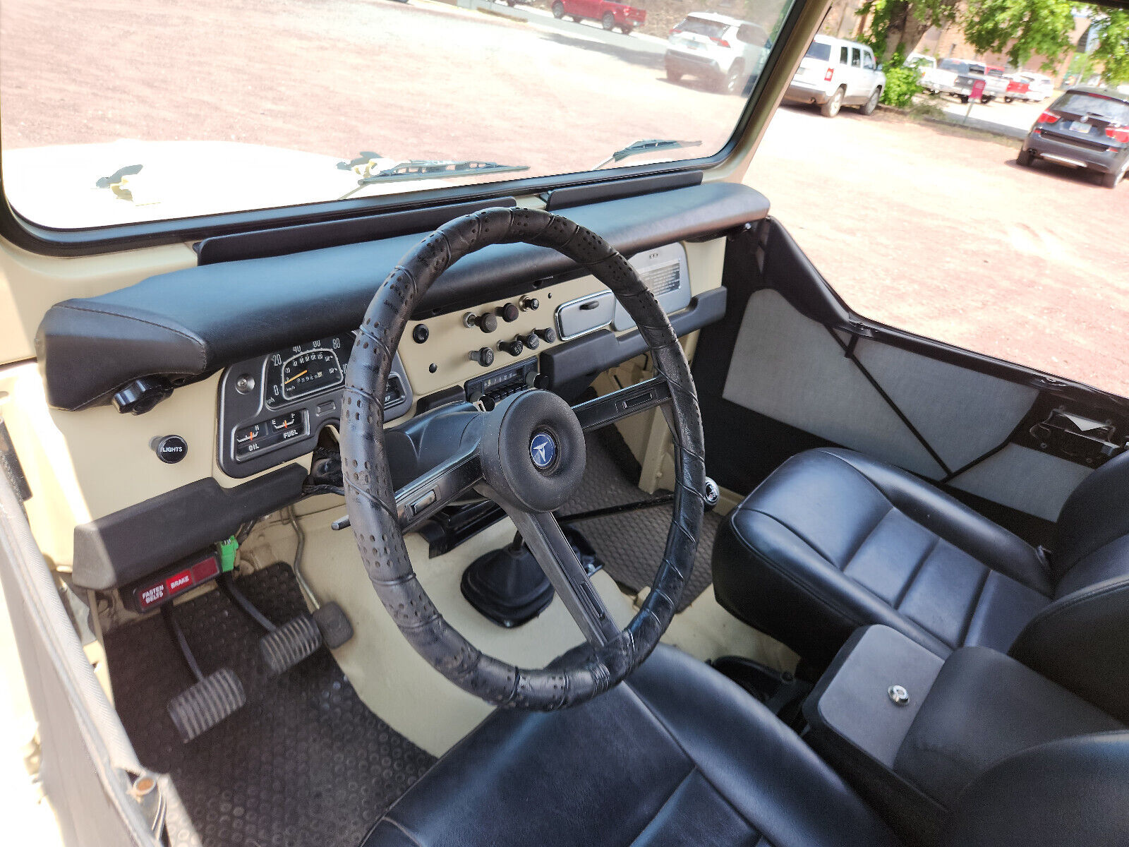 Toyota-Land-Cruiser-1977-Convertible-15