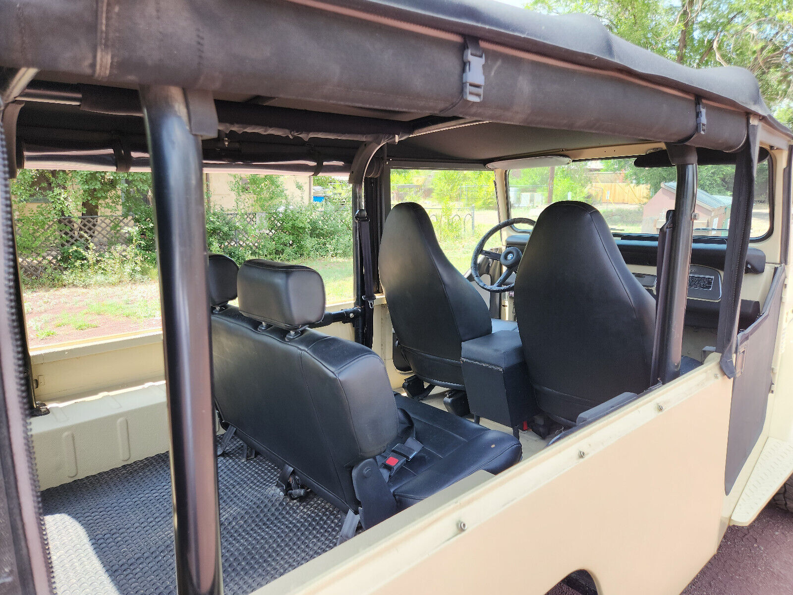 Toyota-Land-Cruiser-1977-Convertible-18