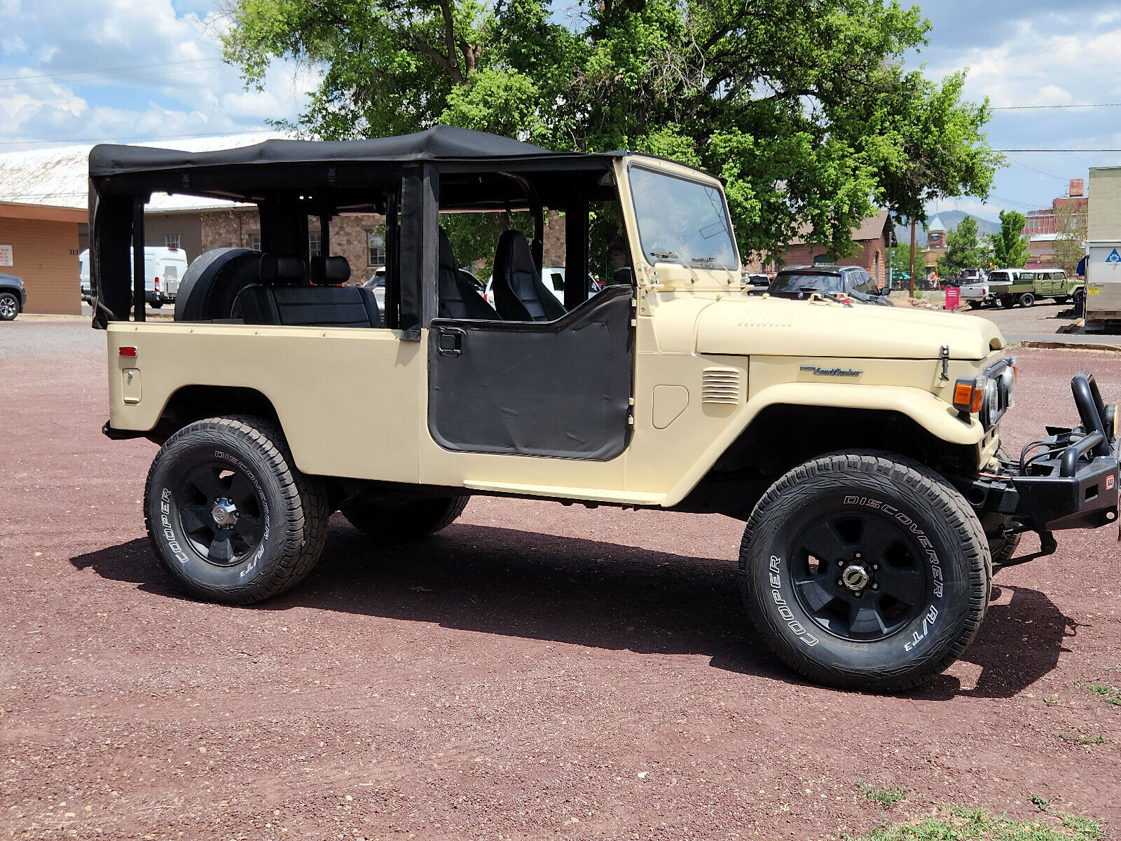 Toyota-Land-Cruiser-1977-Convertible-9