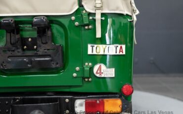 Toyota-Land-Cruiser-1978-SUV-11