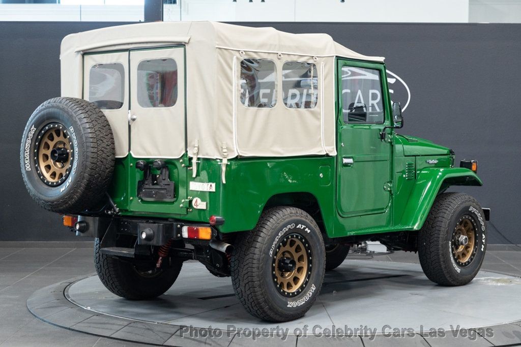 Toyota-Land-Cruiser-1978-SUV-2