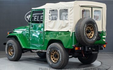 Toyota-Land-Cruiser-1978-SUV-7