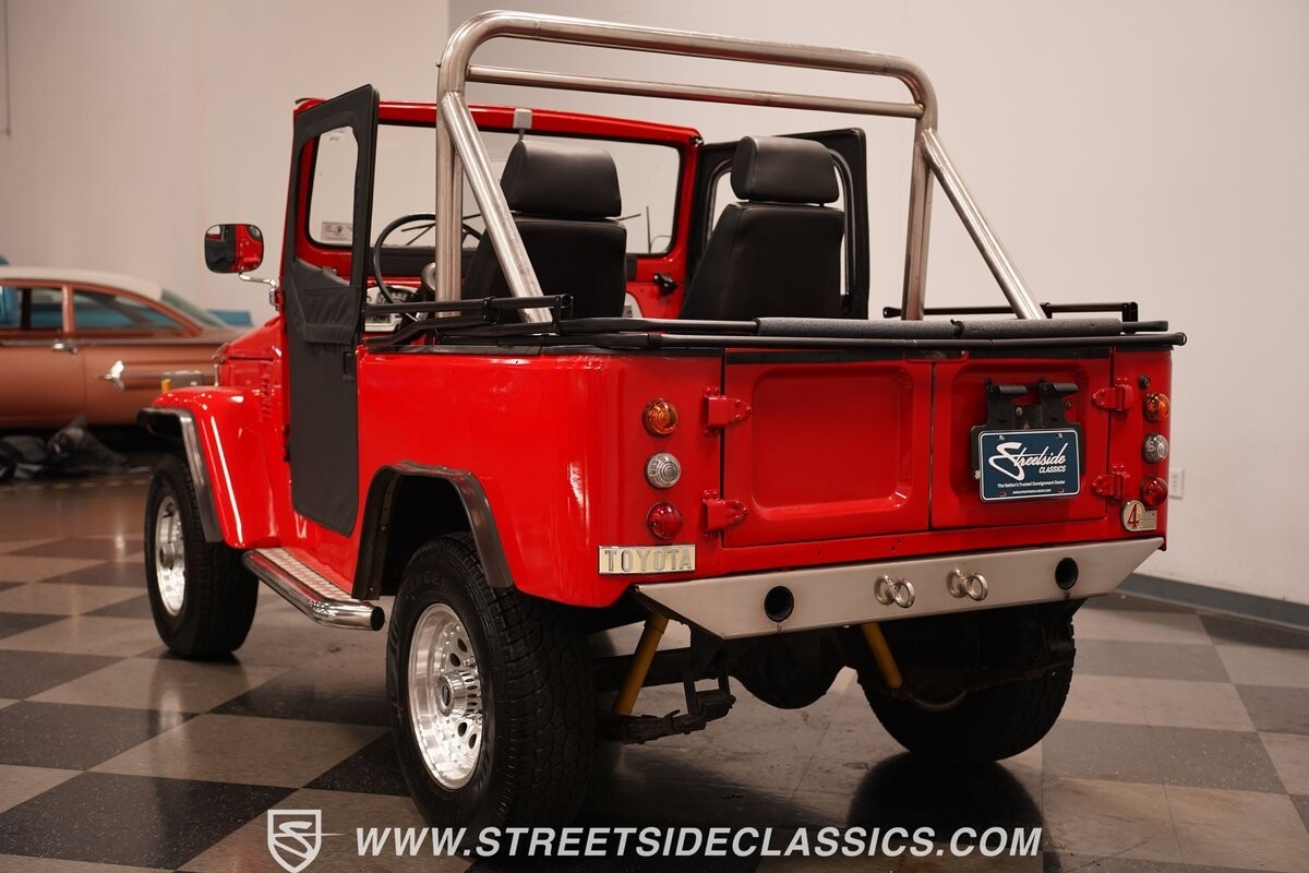 Toyota-Land-Cruiser-1979-SUV-12