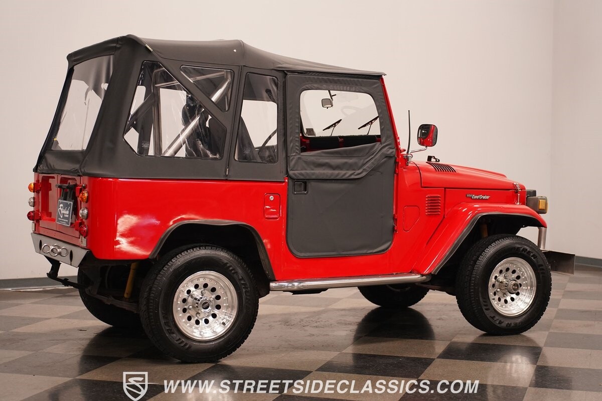 Toyota-Land-Cruiser-1979-SUV-16