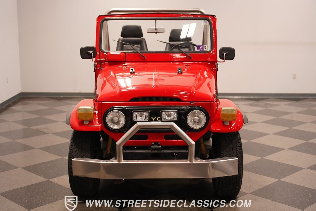 Toyota-Land-Cruiser-1979-SUV-21