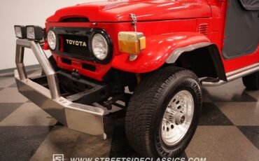 Toyota-Land-Cruiser-1979-SUV-23