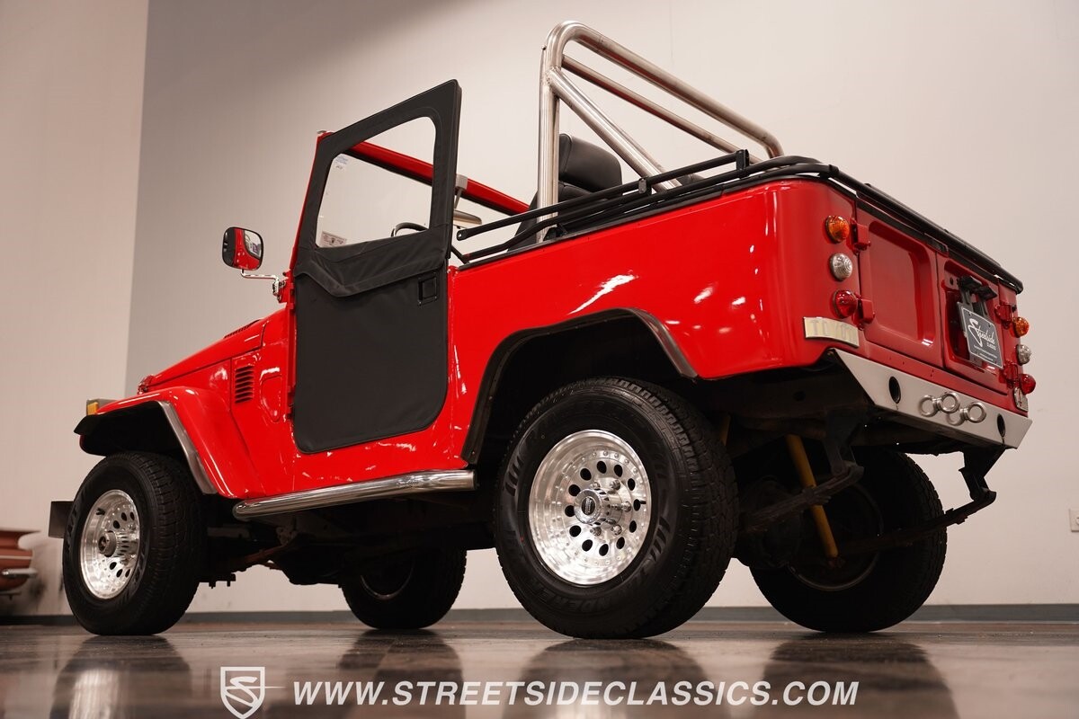Toyota-Land-Cruiser-1979-SUV-27