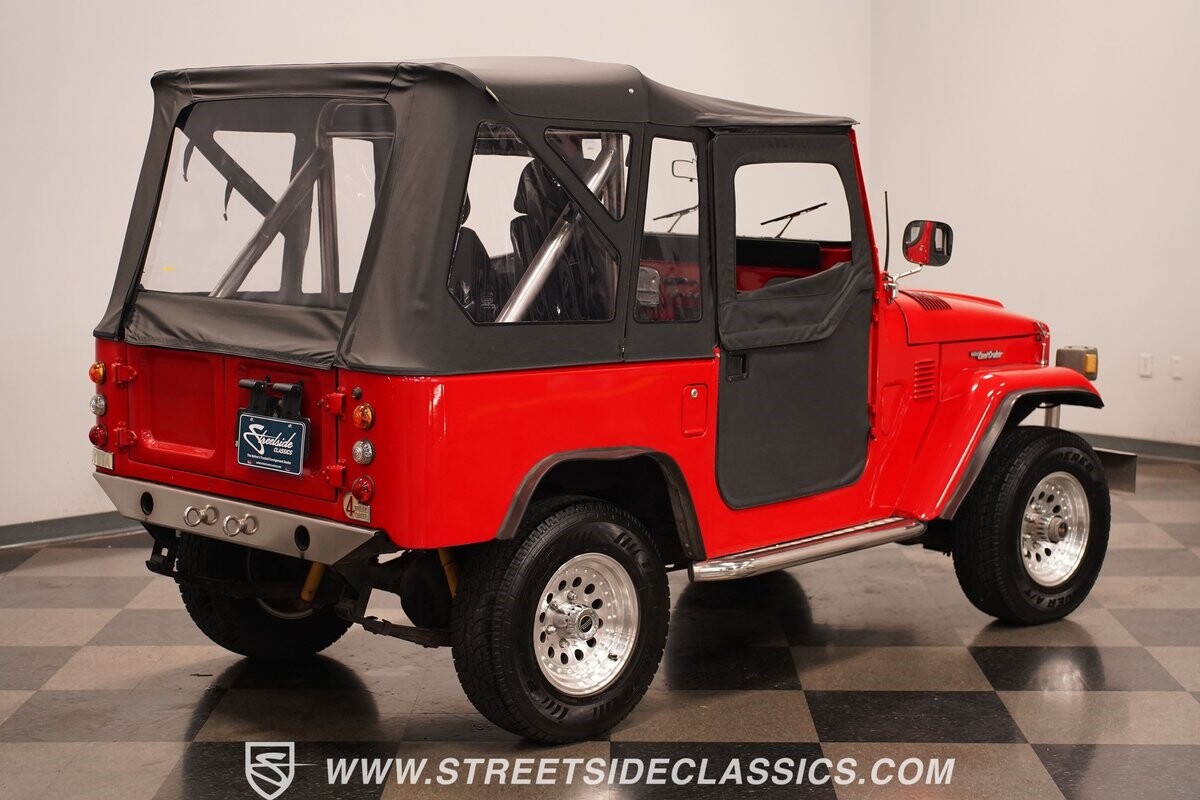 Toyota-Land-Cruiser-1979-SUV-29