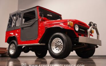 Toyota-Land-Cruiser-1979-SUV-34